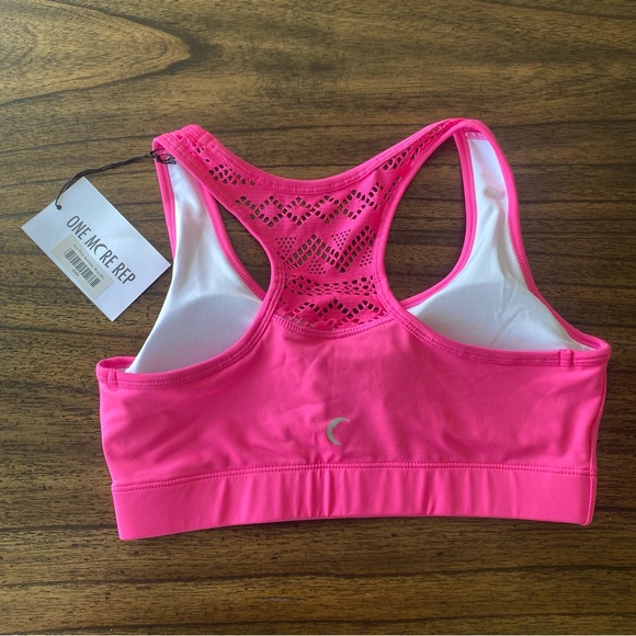 Zyia Hot Pink Sports Bra size Medium - Picture 2 of 7